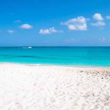 Grace Bay Place酒店 外观 照片